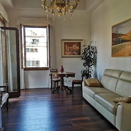 Apartamento Guglie Palace *