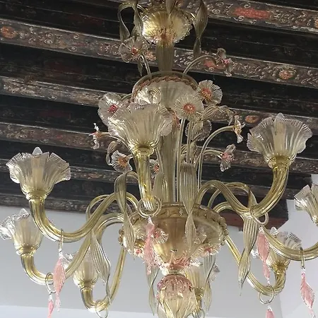 Guglie Palace Apartment