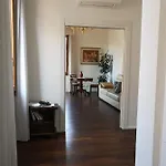 Guglie Palace Apartmán *